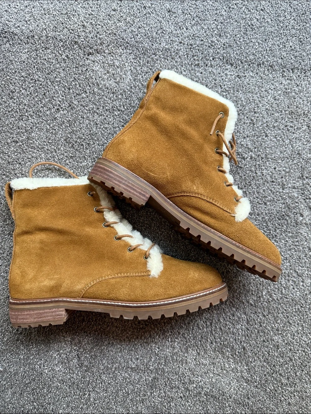 Madewell Suede Lace-Up Shearling Booties - Tan